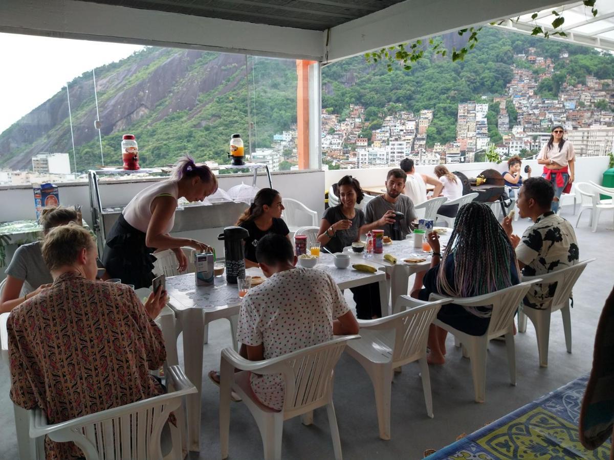 Walk On The Favela Hostel Rio de Janeiro Exterior photo